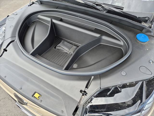 New 2026 Volvo EX90 Plus AWD/4WD image 13