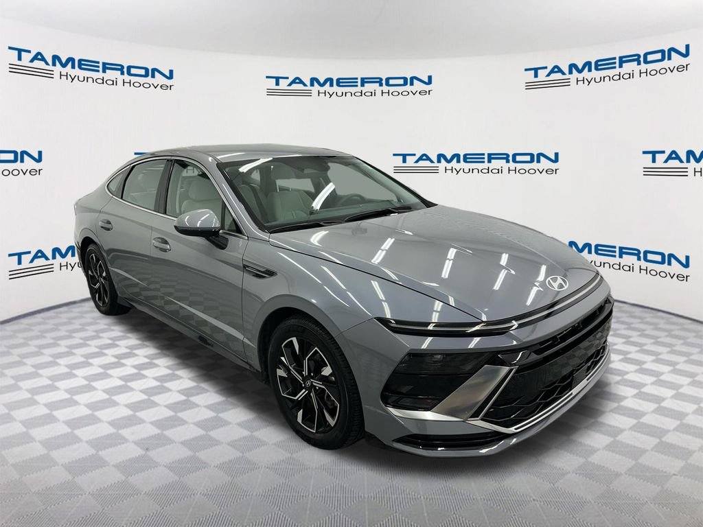 Used 2025 Hyundai Sonata SEL FWD image 7