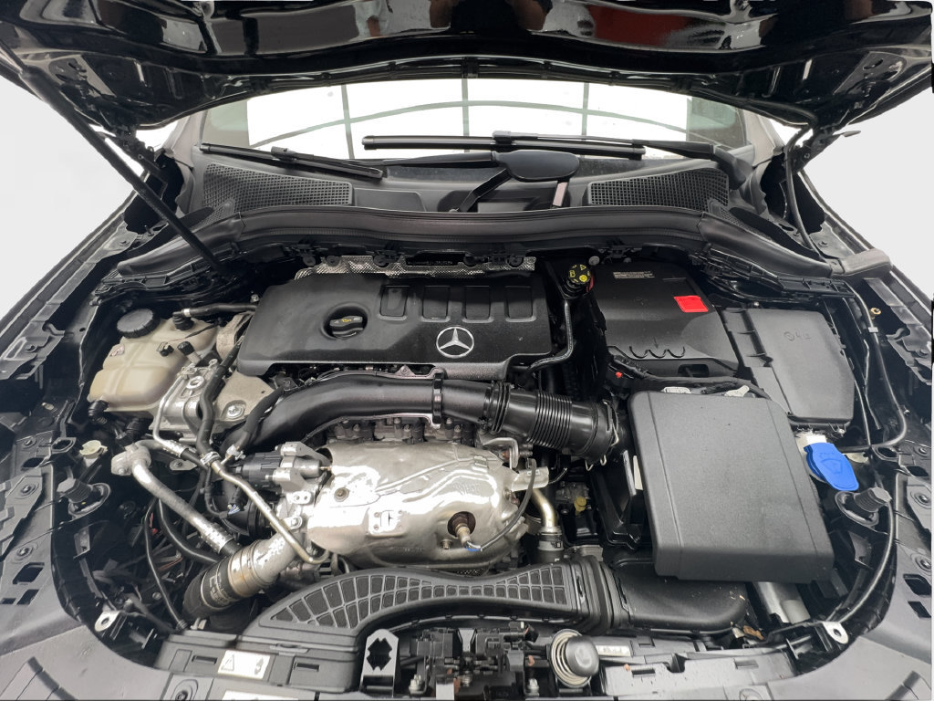 Used 2022 Mercedes-Benz GLA 250 4MATIC w/ Premium Package Lite image 19