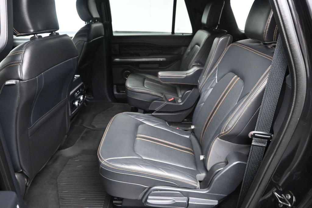 Used 2022 Ford Expedition Max Platinum AWD/4WD image 32