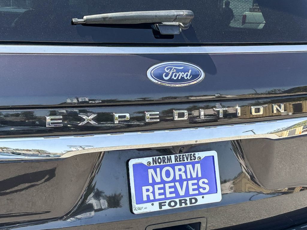 Used 2024 Ford Expedition Limited RWD image 12