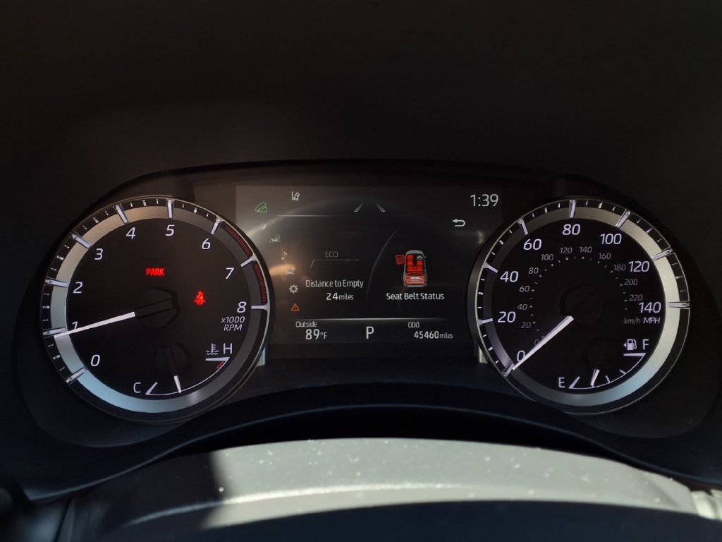 Certified 2023 Toyota Highlander XLE AWD/4WD image 14