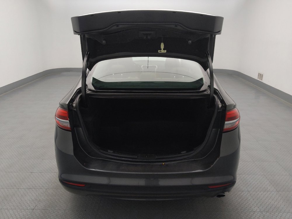 Used 2018 Ford Fusion S FWD image 29