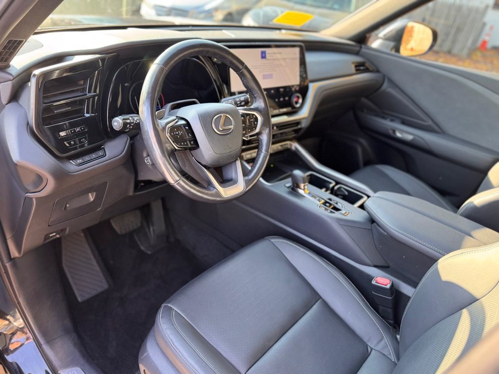 Used 2024 Lexus TX 350 AWD w/ Technology Package image 12