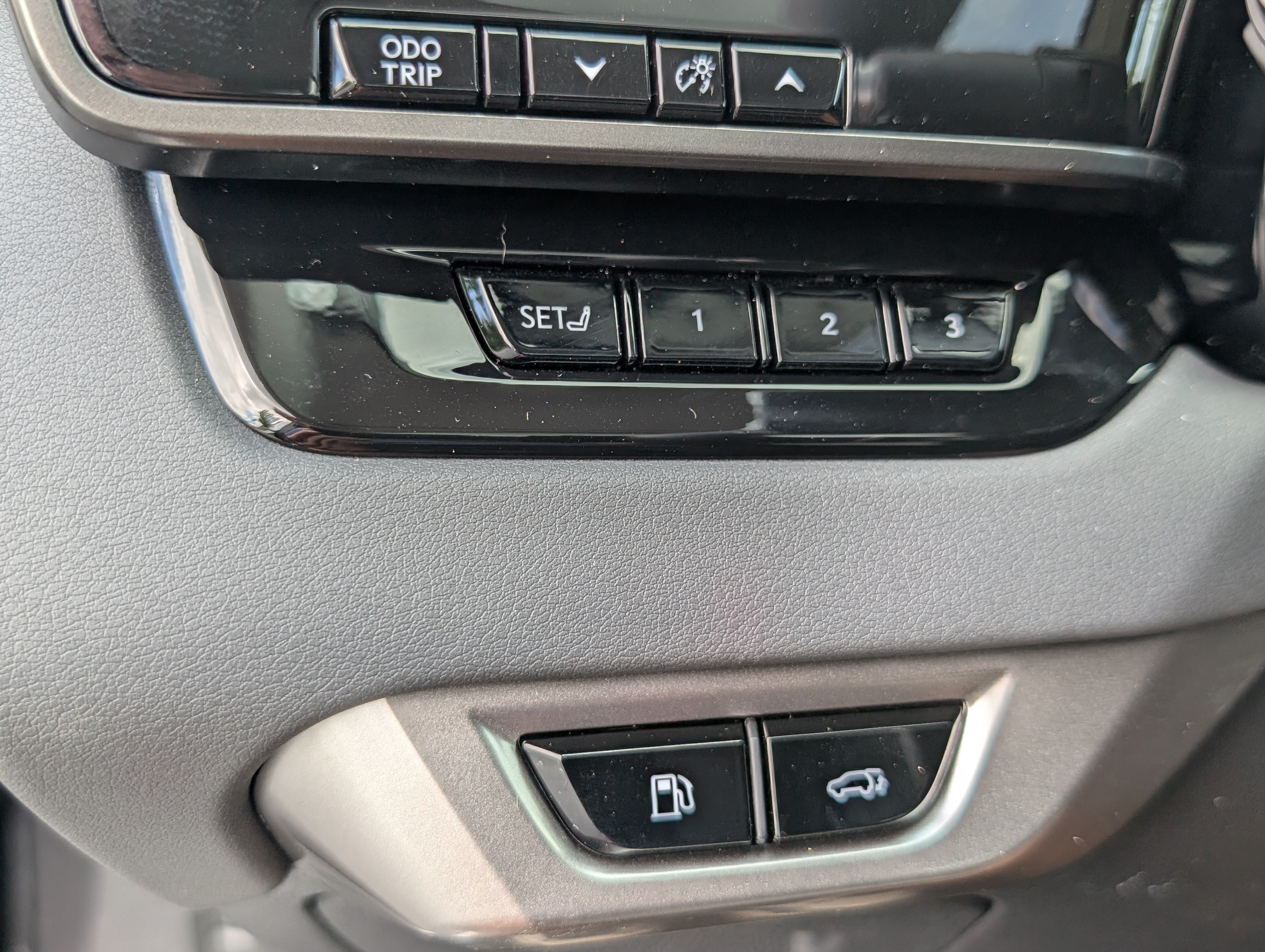 New 2026 Lexus RX 350 AWD/4WD image 18