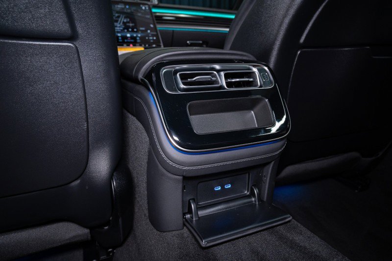 New 2026 Mercedes-Benz S 580 4MATIC Sedan image 23