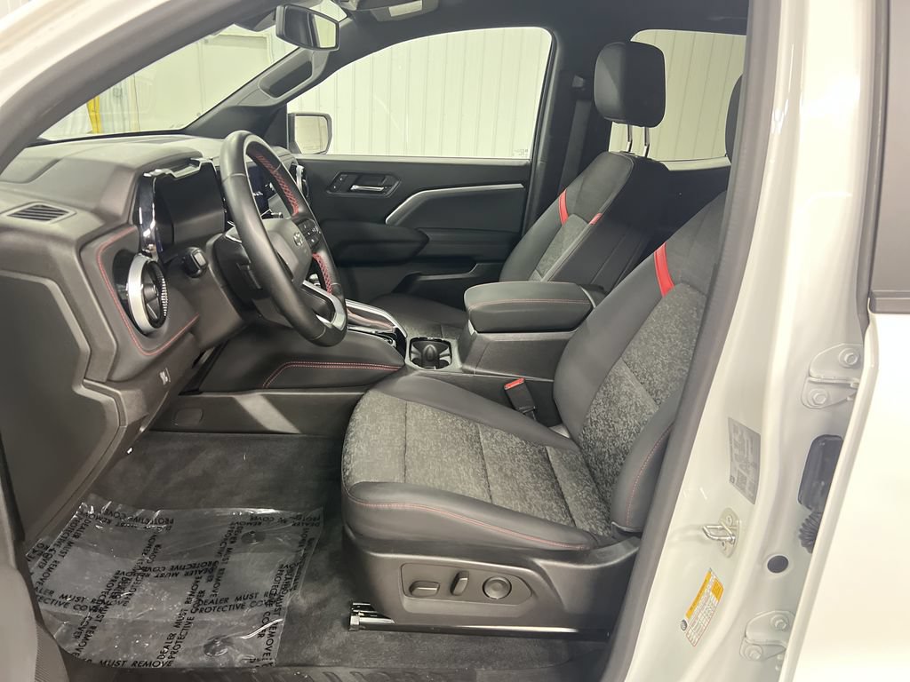 Certified 2023 Chevrolet Colorado Z71 w/ Z71 Convenience Package 2 AWD/4WD image 13
