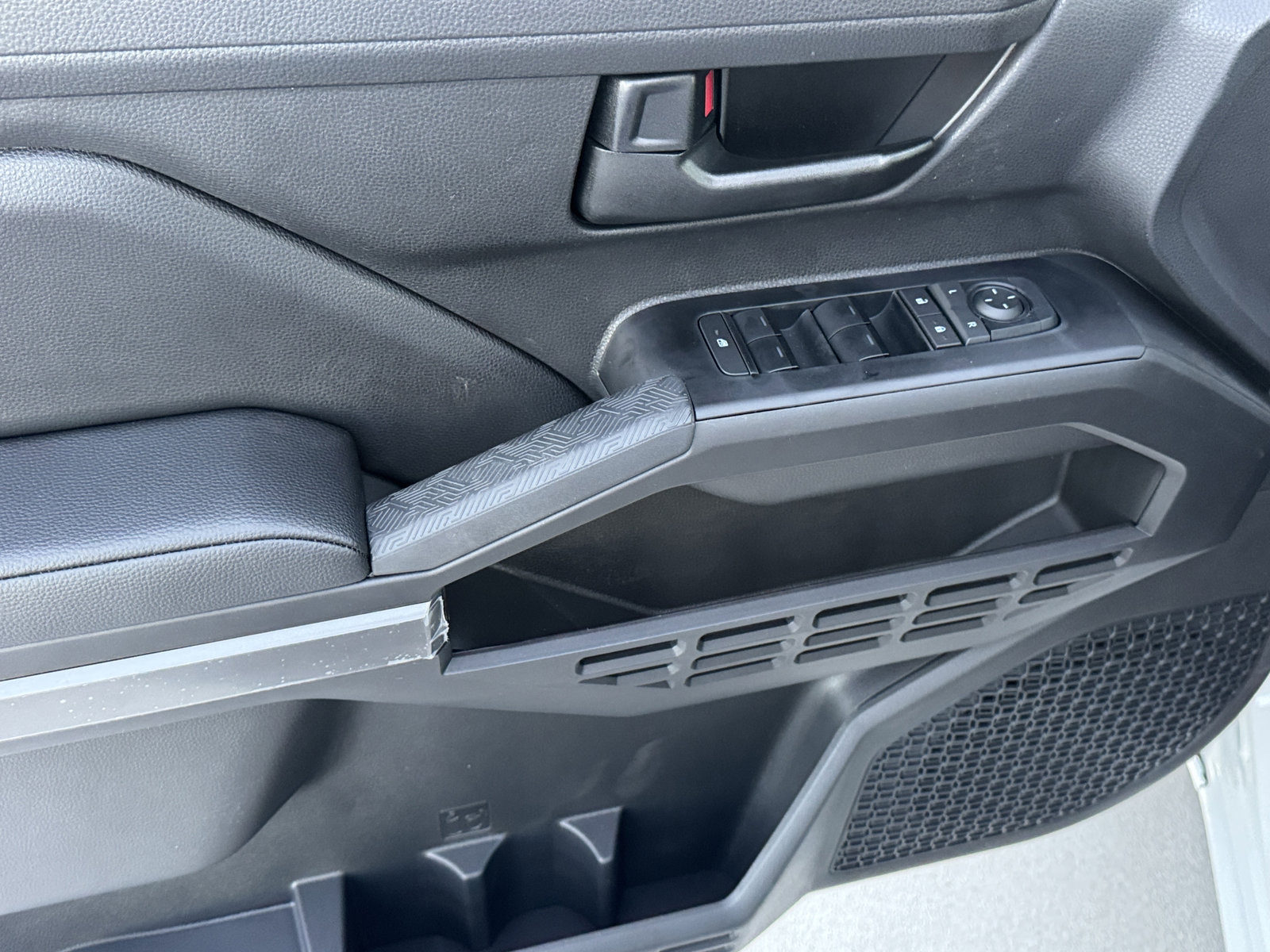 New 2026 Toyota Tacoma SR5 image 18