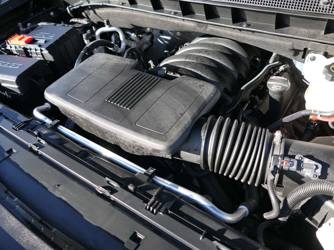 Used 2025 Chevrolet Suburban RST w/ Sun And Tow Package image 30