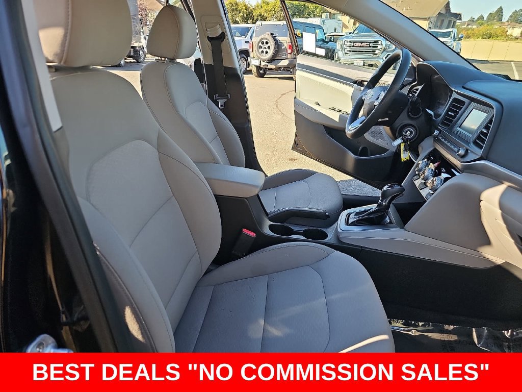 Used 2019 Hyundai Elantra SE FWD image 10