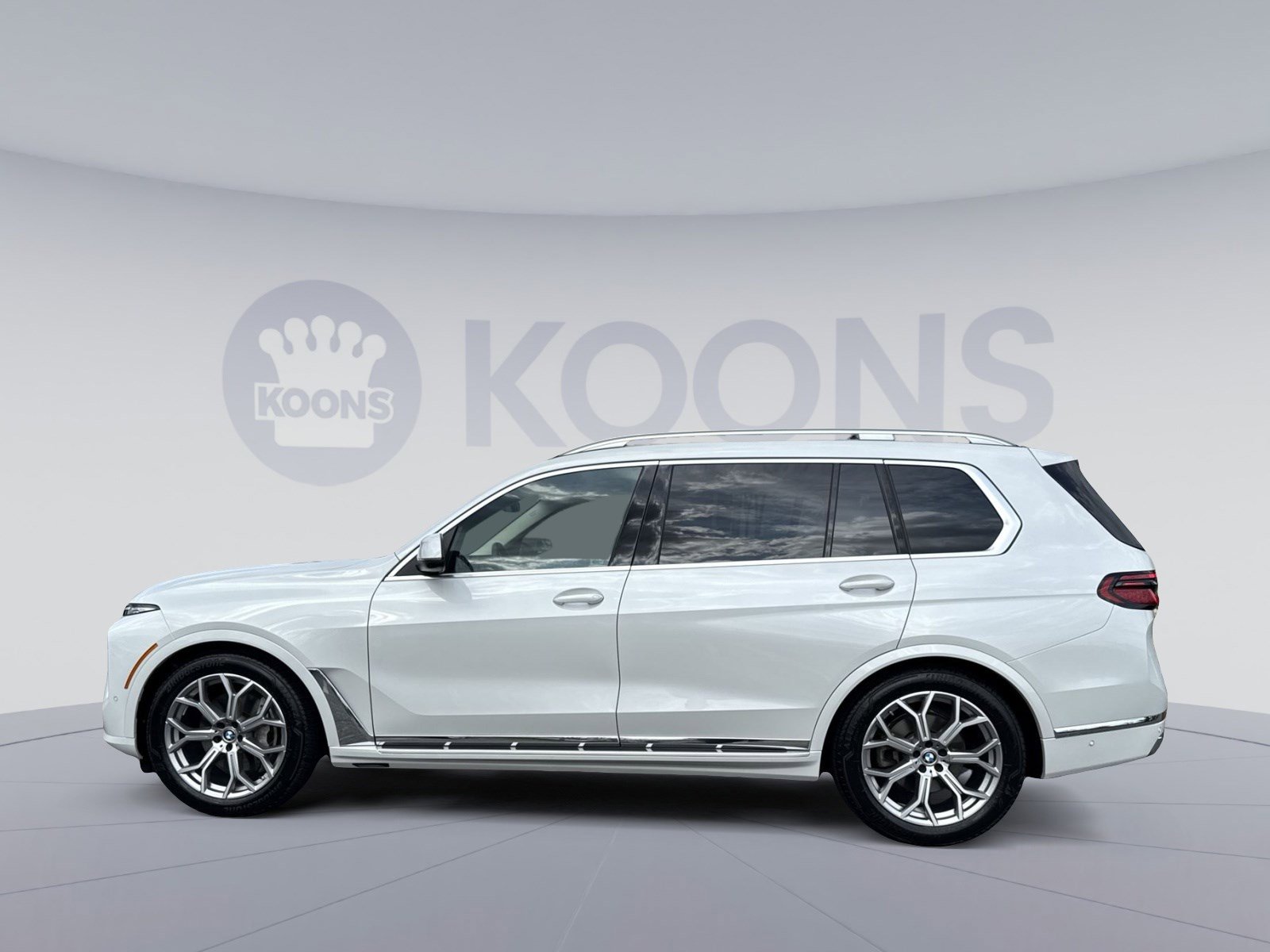 Used 2026 BMW X7 xDrive40i image 2