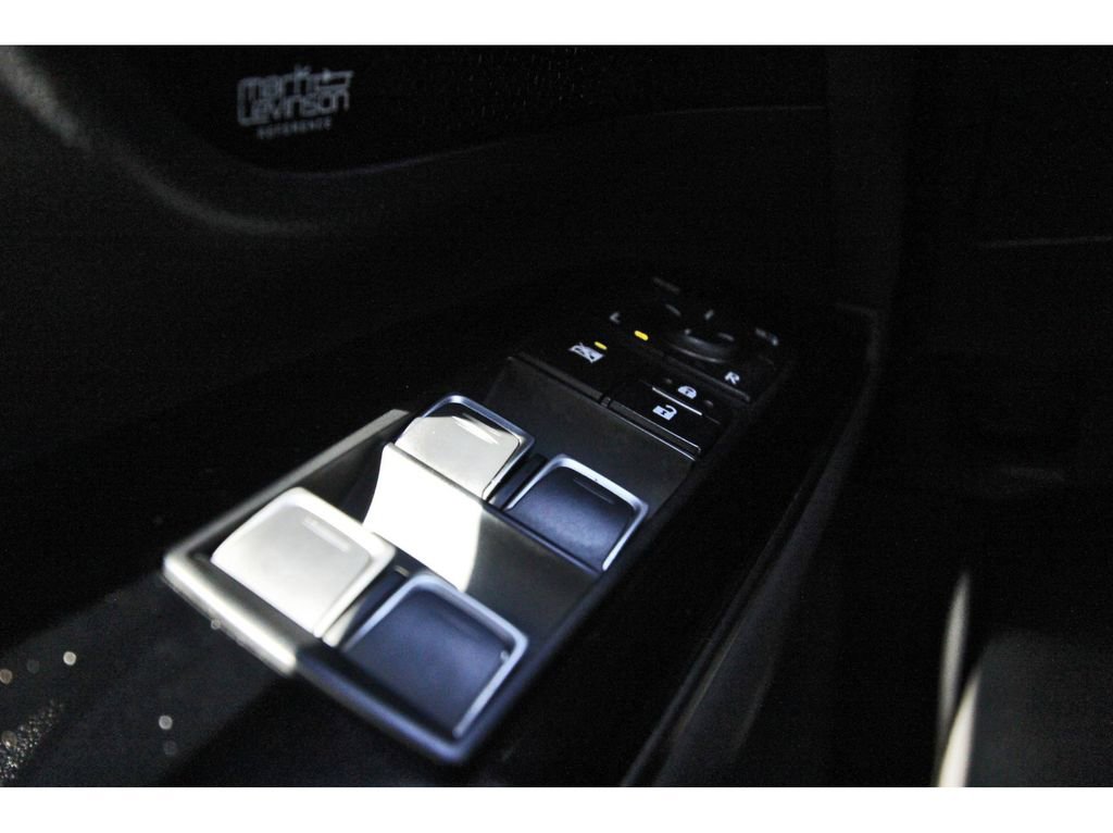Used 2023 Lexus LX 600 4WD w/ Accessory Package (Z1) image 19