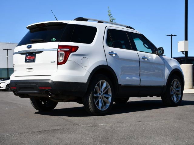 Used 2015 Ford Explorer XLT w/ Equipment Group 202A image 7
