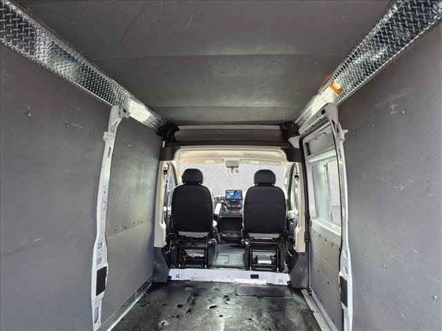 Used 2021 RAM ProMaster 2500 FWD image 6