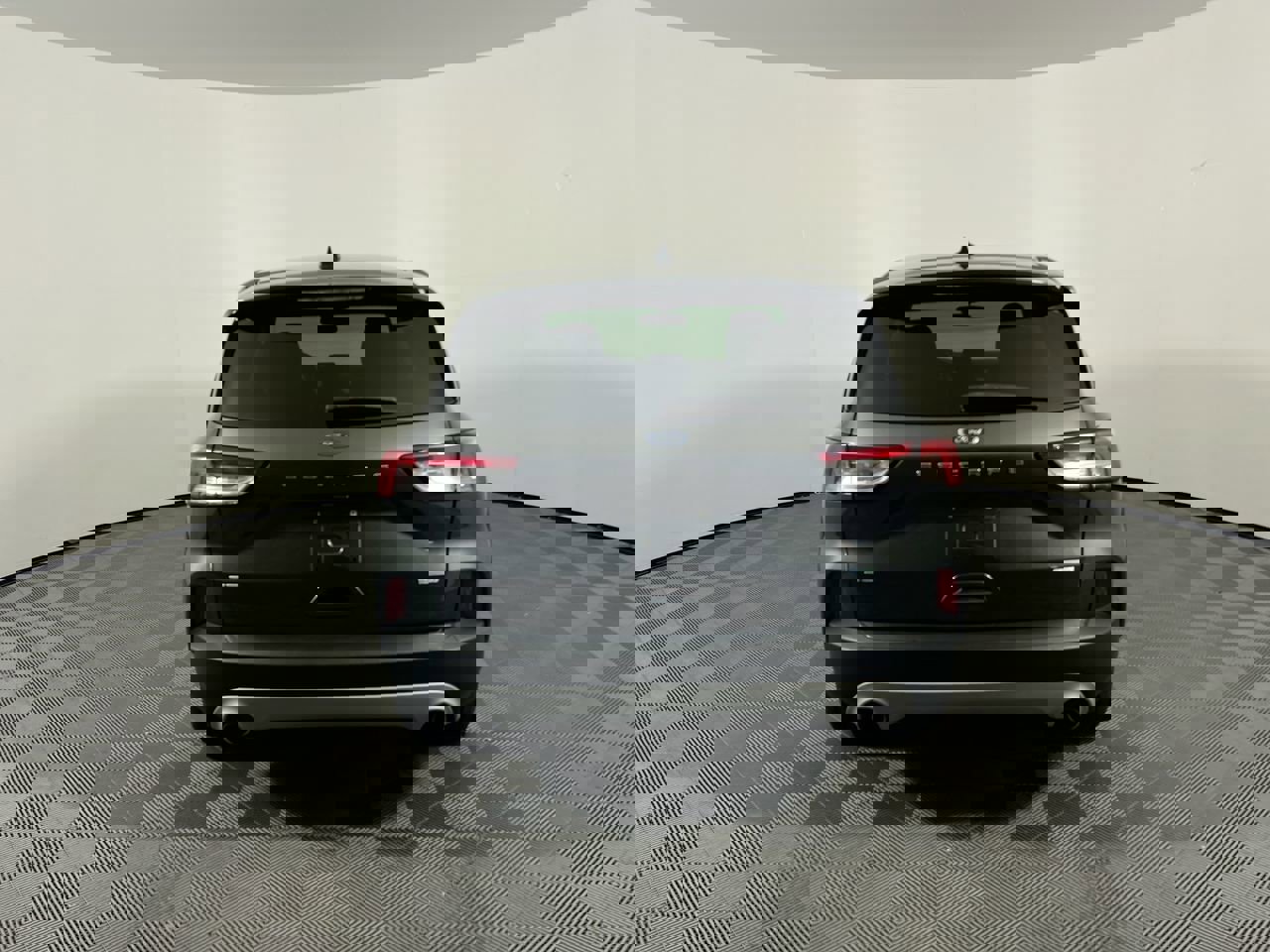 Used 2020 Ford Escape SE image 4