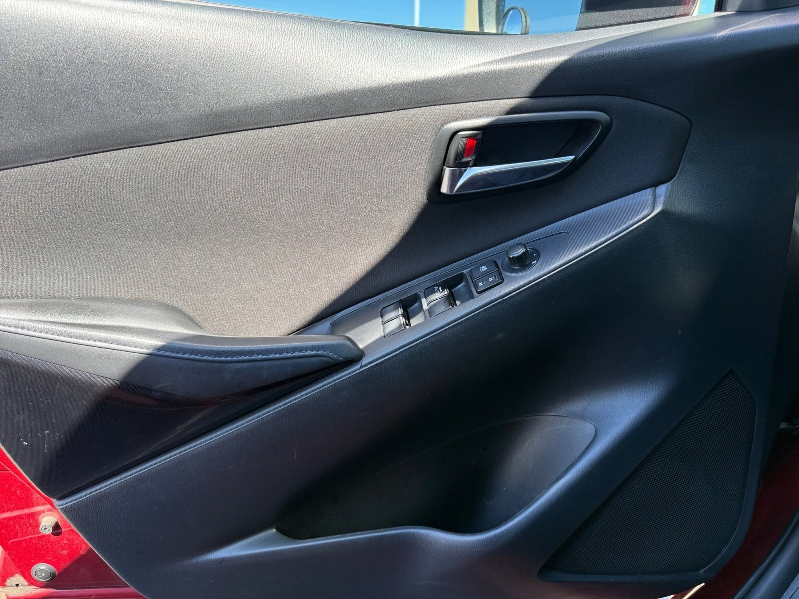 Used 2016 Scion iA image 13