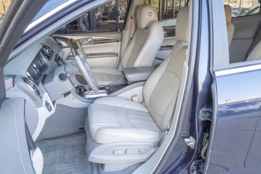Used 2017 Buick Enclave Leather w/ Trailering Package image 8