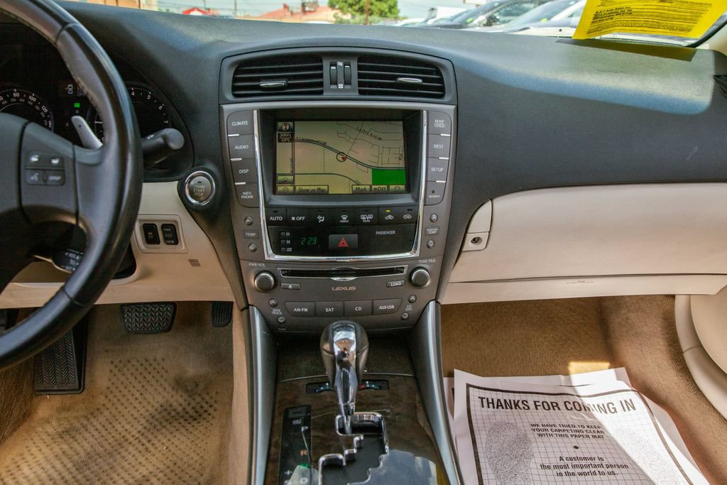 Used 2010 Lexus IS 250C RWD image 13