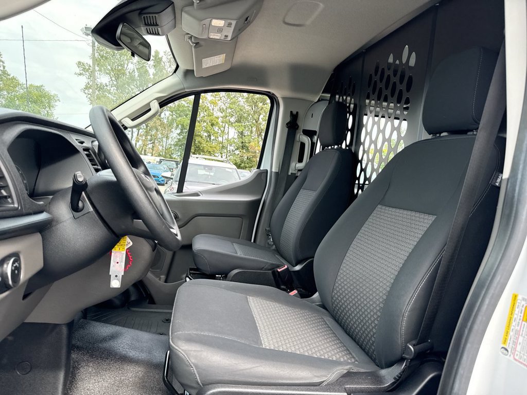 Used 2025 Ford Transit 250 Low Roof w/ Exterior Upgrade Package RWD image 20