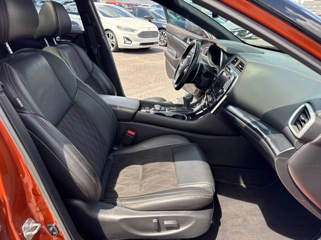 Used 2020 Nissan Maxima SR FWD image 19