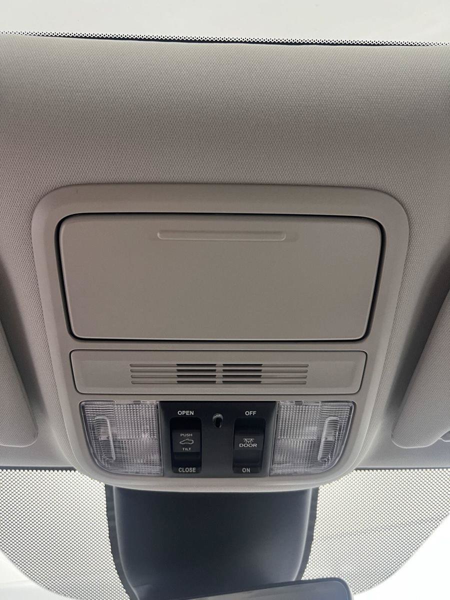 New 2027 Honda Odyssey Elite image 14