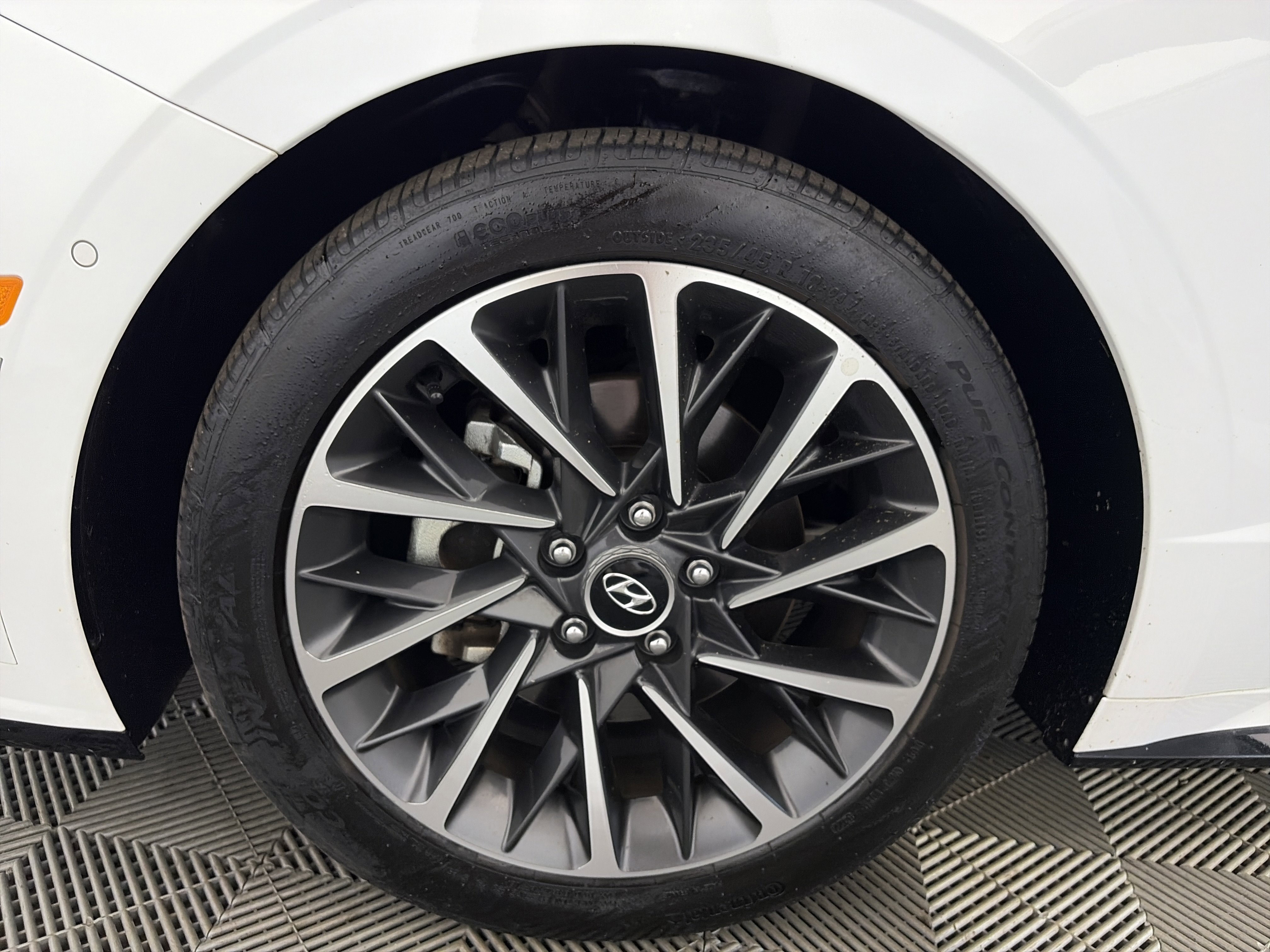 Used 2020 Hyundai Sonata Limited FWD image 13