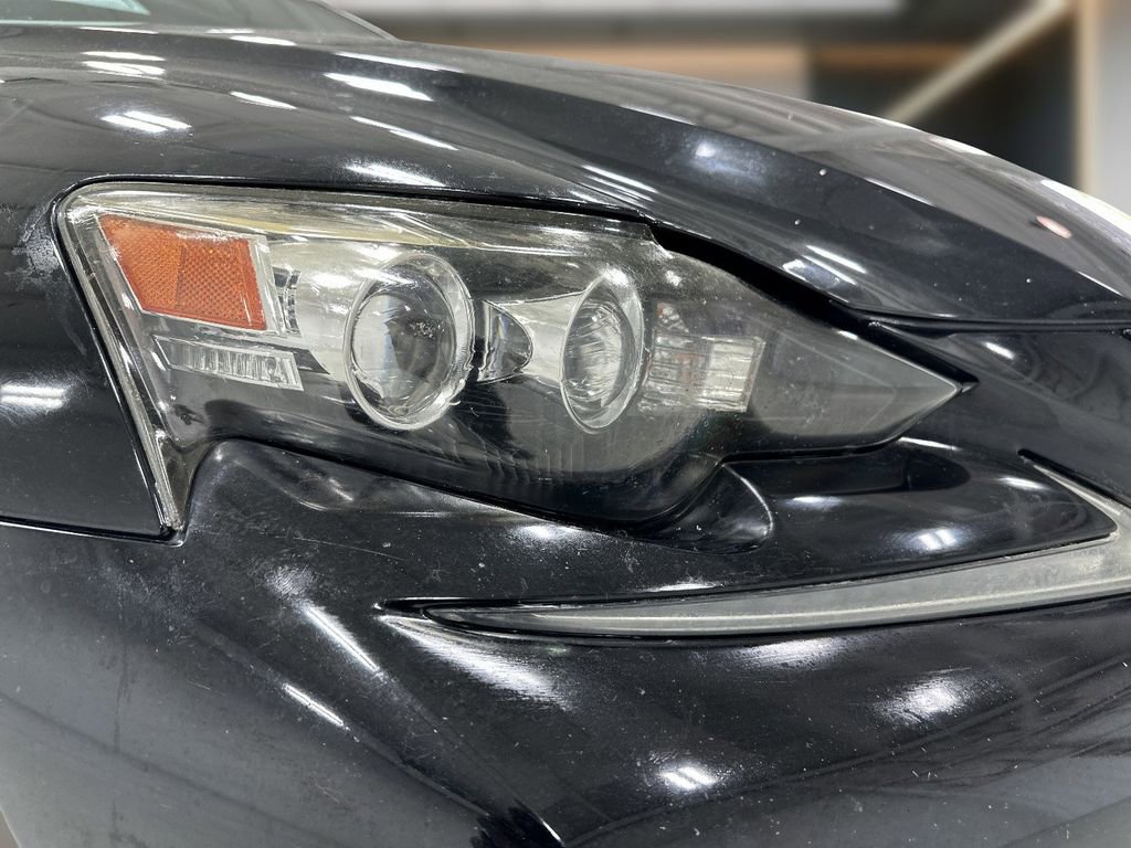 Used 2014 Lexus IS 250 w/ F-Sport Package RWD image 10
