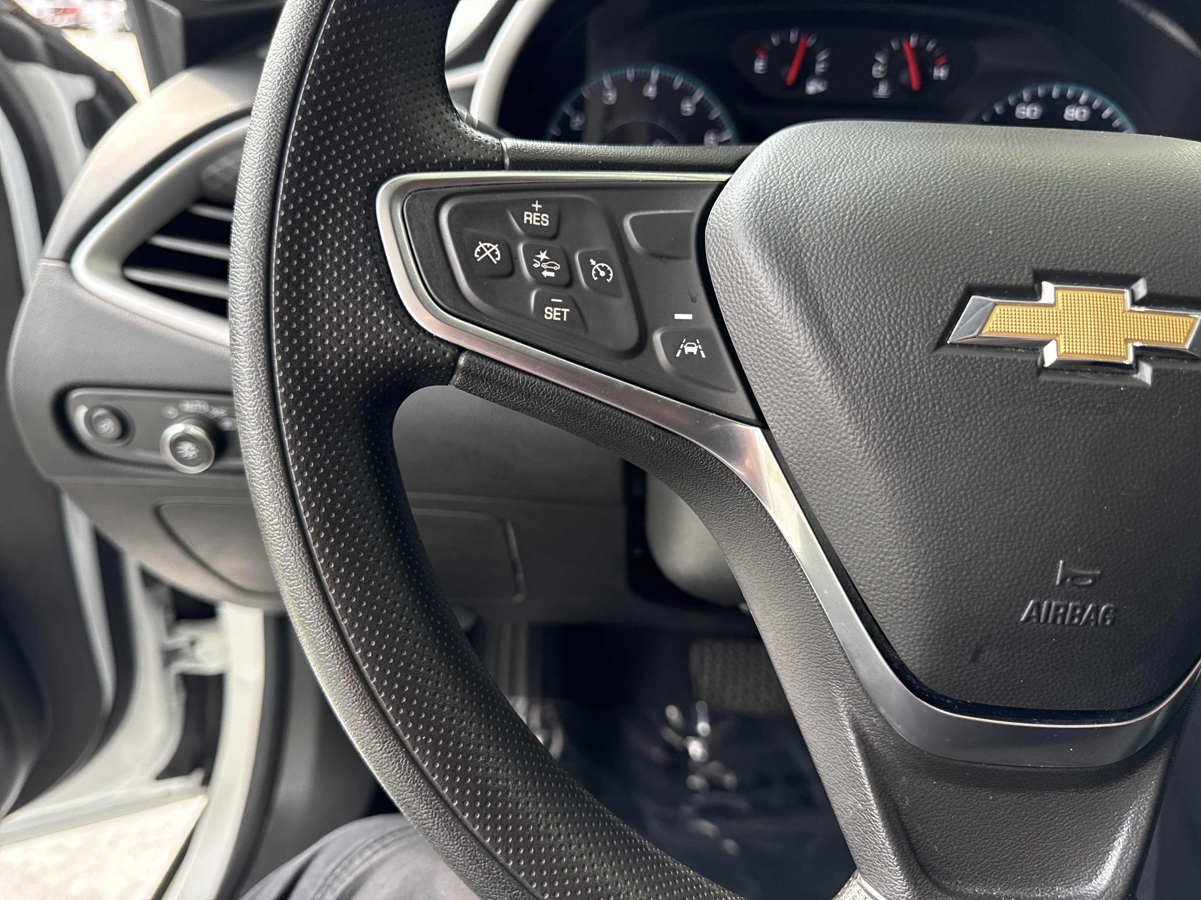 Used 2024 Chevrolet Malibu LT FWD image 18