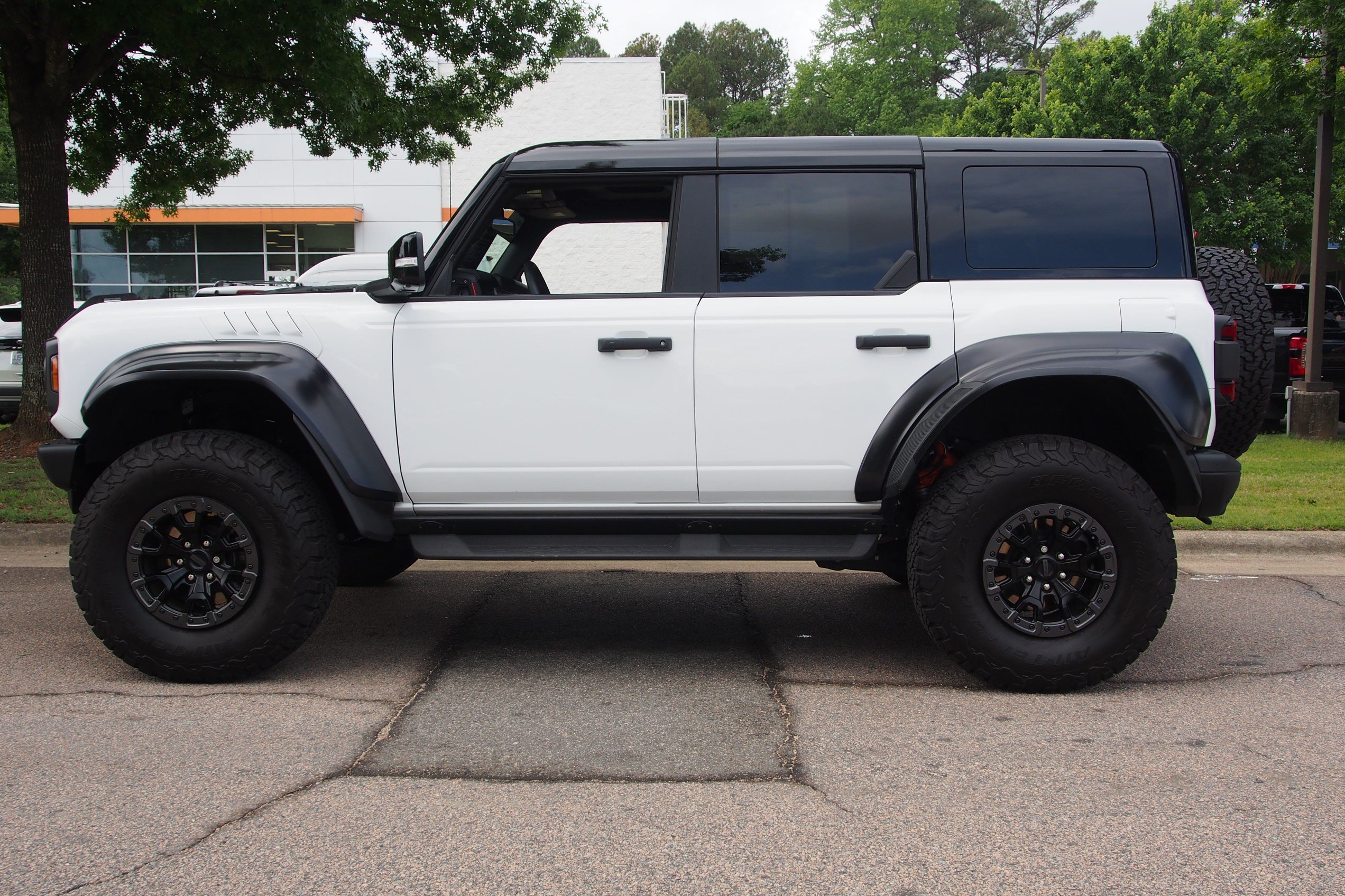 Certified 2024 Ford Bronco Raptor AWD/4WD image 4