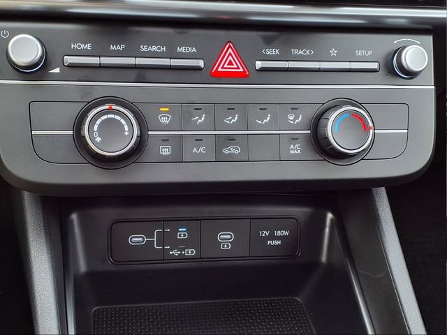 New 2026 Hyundai Tucson SE image 18