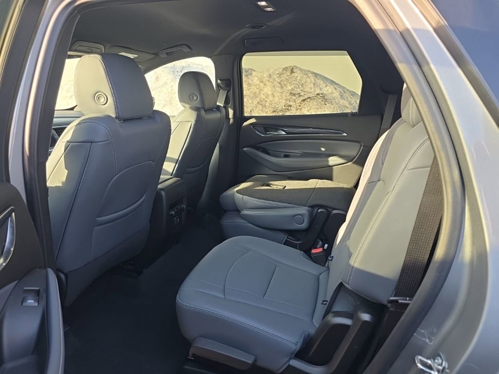 Used 2024 Buick Enclave Essence w/ Sport Touring Edition image 6