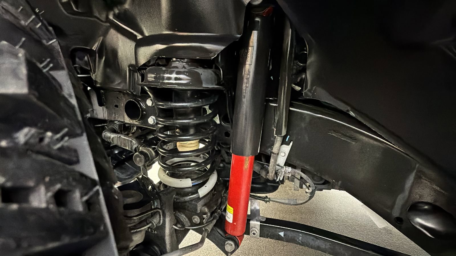 Used 2025 Jeep Wrangler Rubicon w/ Convenience Group image 14