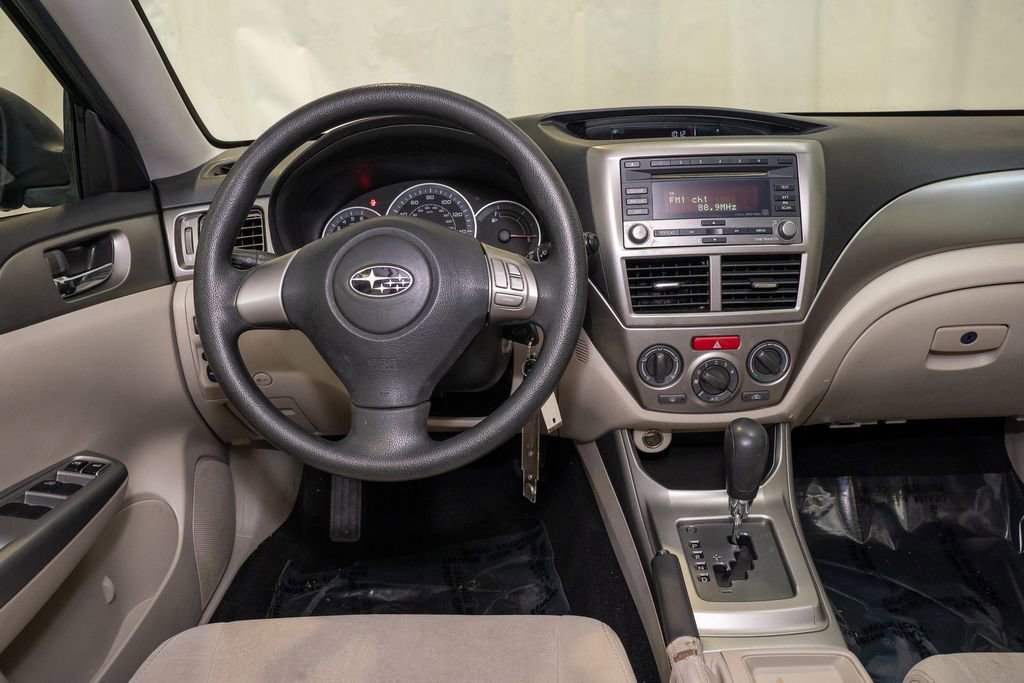Used 2010 Subaru Impreza 2.5i image 6