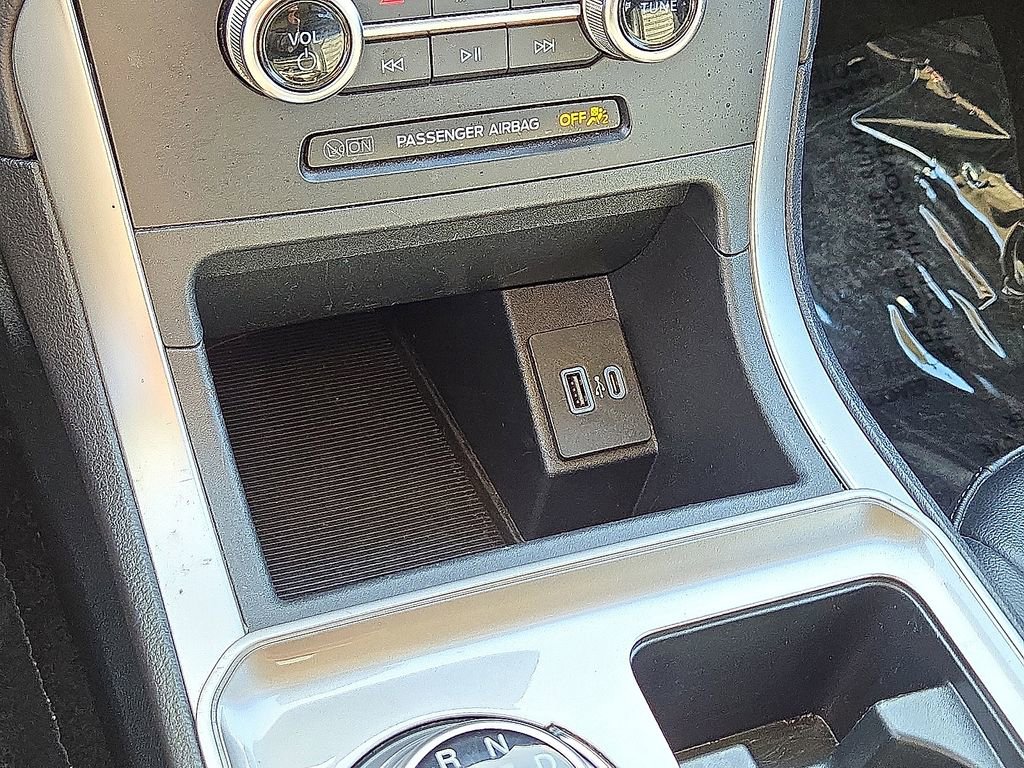 Used 2024 Ford Edge SEL image 30