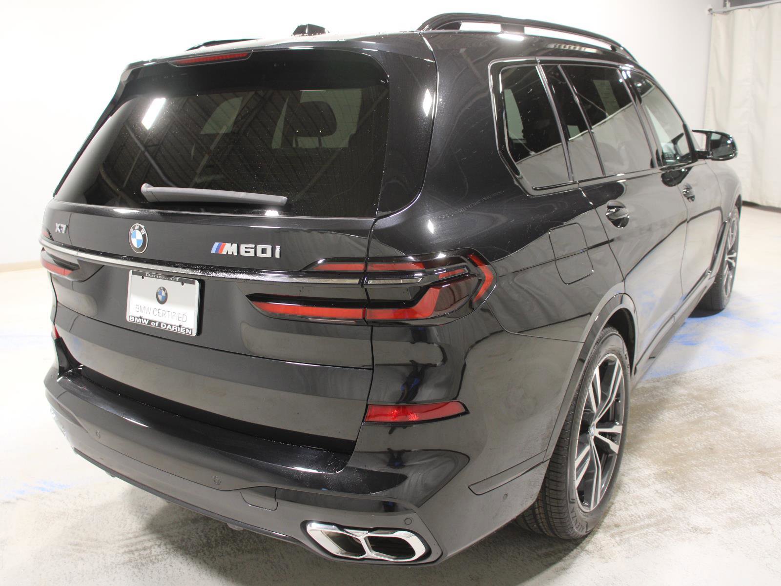 Certified 2023 BMW X7 M60i w/ Executive Package image 8