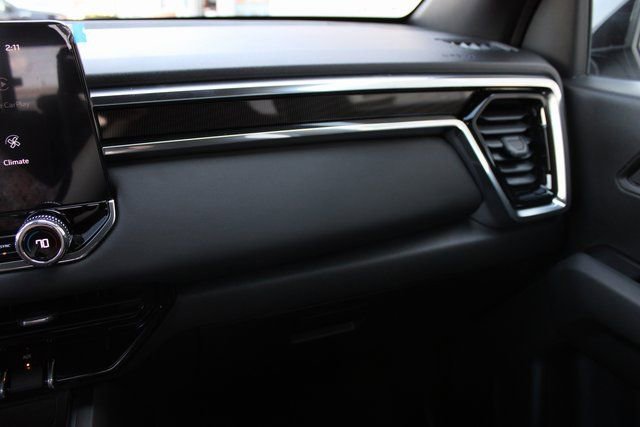 New 2025 GMC Canyon Elevation w/ Convenience Package image 30