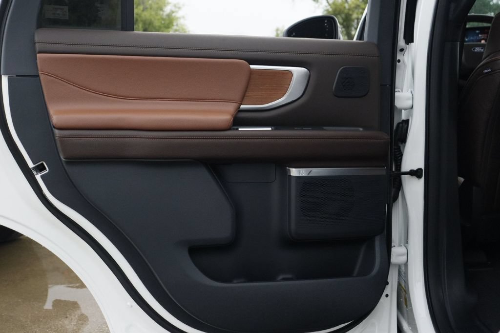 New 2027 Ford Expedition King Ranch AWD/4WD image 17
