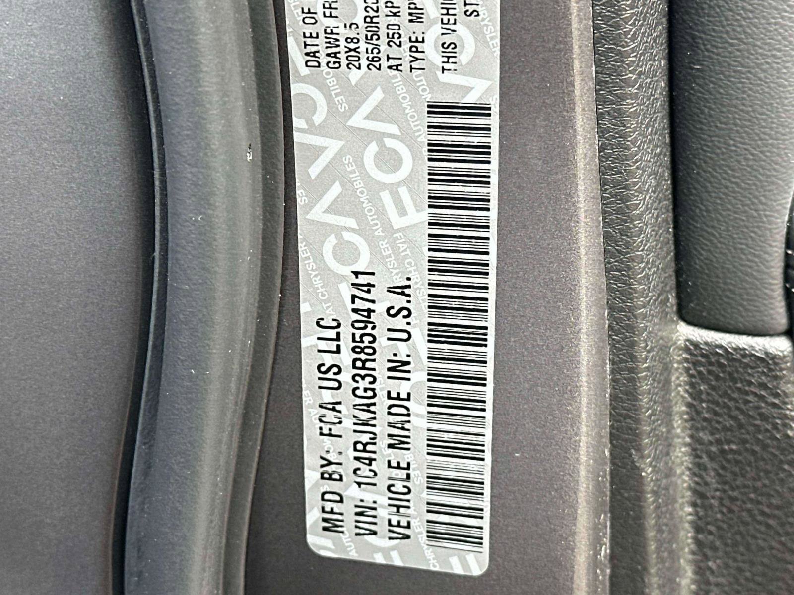 Used 2024 Jeep Grand Cherokee L Altitude image 19