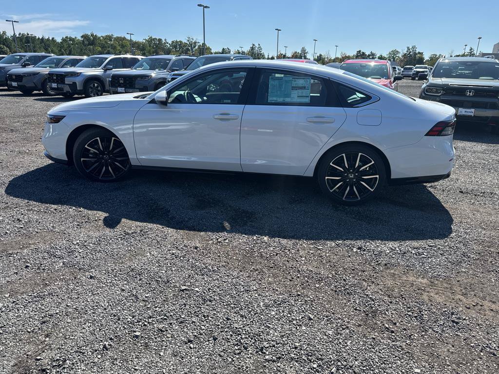 New 2026 Honda Accord Hybrid Touring image 4