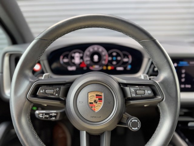 Certified 2024 Porsche Cayenne image 16
