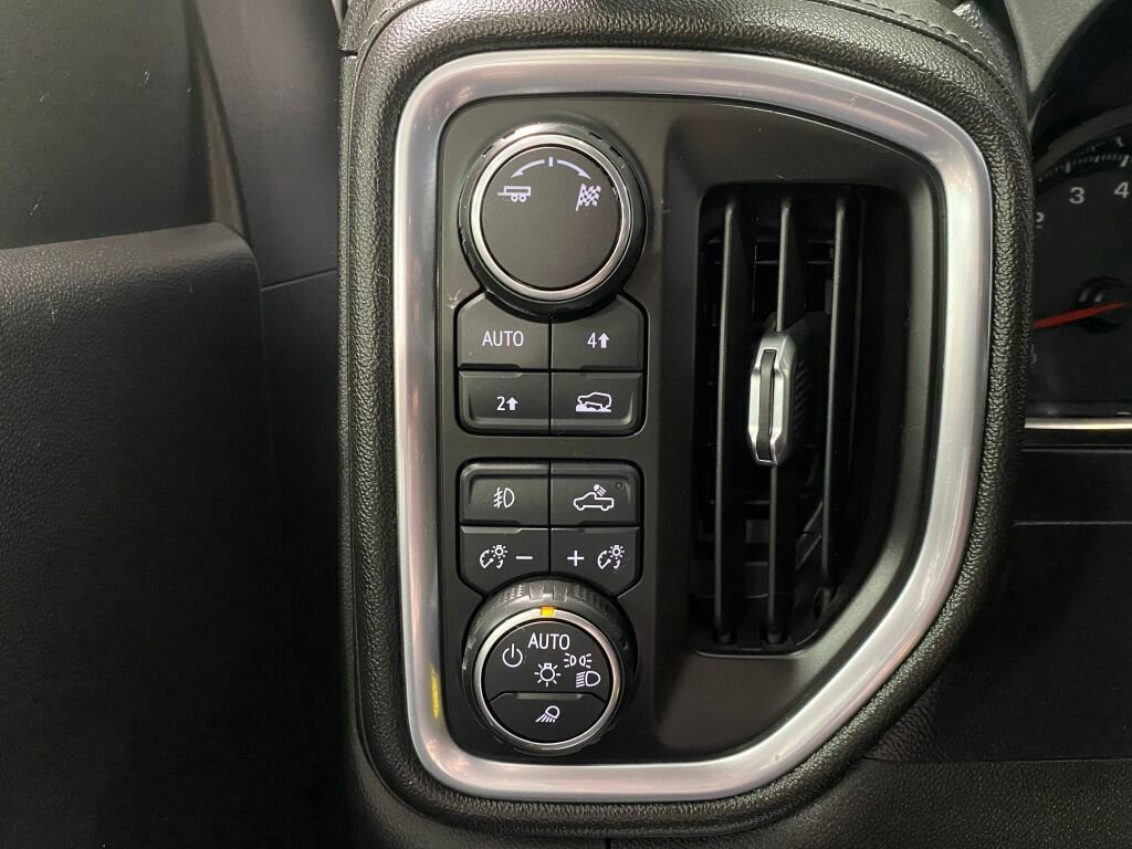 Used 2019 Chevrolet Silverado 1500 LTZ w/ LTZ Plus Package image 12