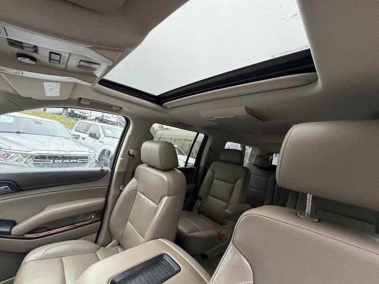 Used 2016 GMC Yukon XL SLT w/ Open Road Package RWD image 14