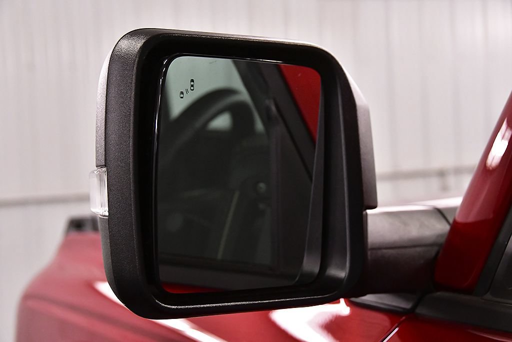 Used 2025 Ford Bronco Badlands AWD/4WD image 14