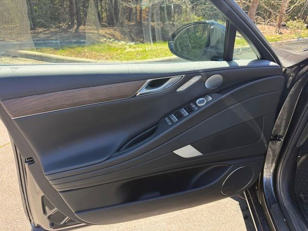 Used 2026 Genesis G80 2.5T Advanced image 5