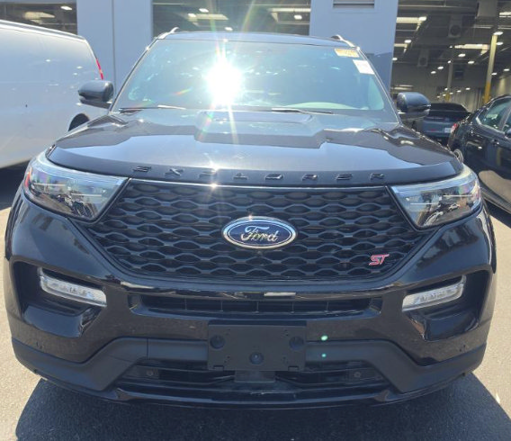 Used 2023 Ford Explorer ST w/ Equipment Group 401A AWD/4WD image 2