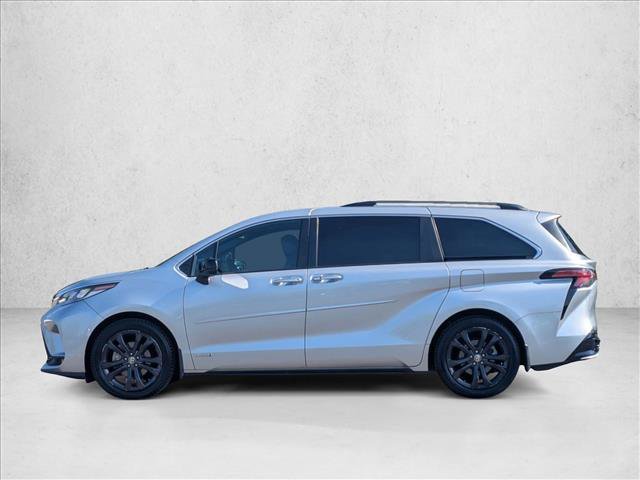 Used 2021 Toyota Sienna XSE w/ XSE Plus Package FWD image 9