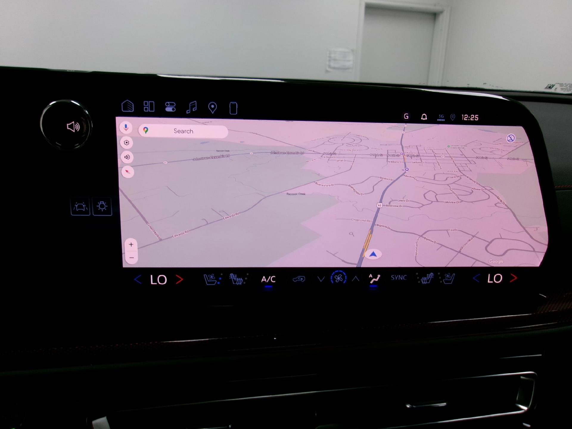 New 2026 Chevrolet Traverse RS w/ LPO, Floor Liner Package image 6