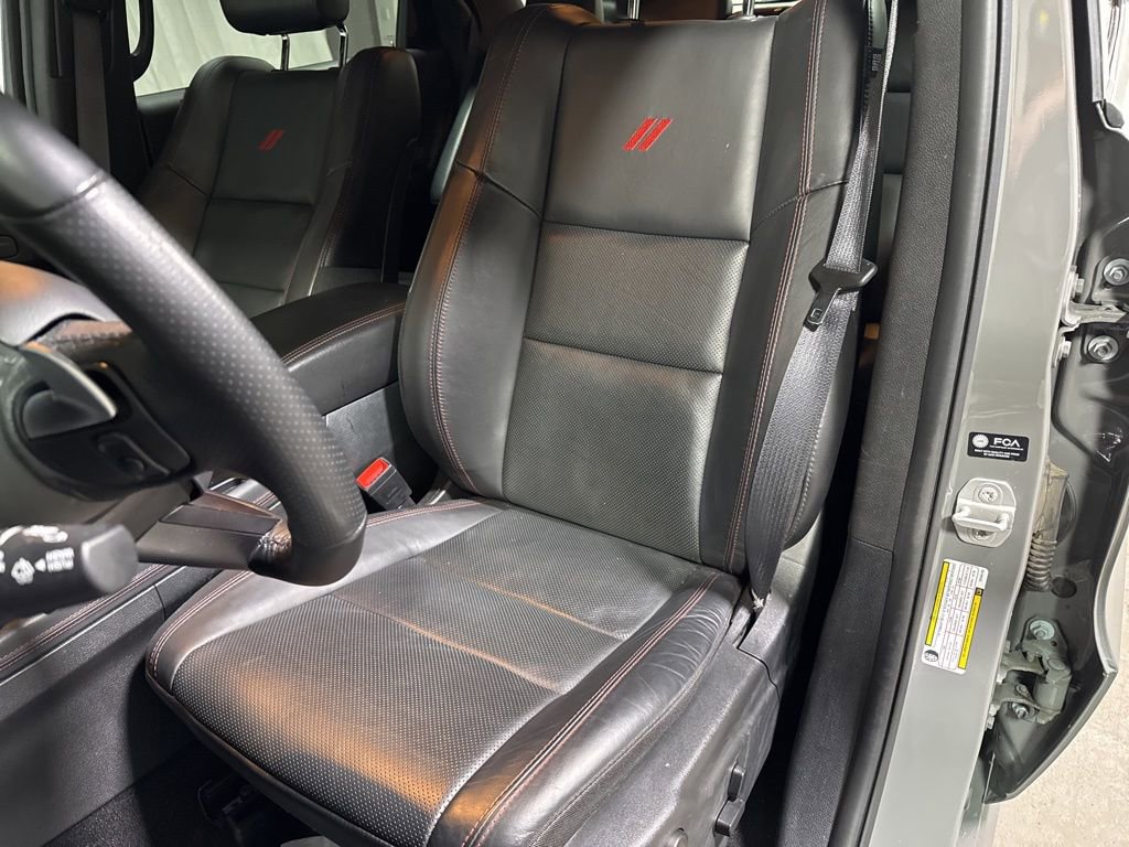 Used 2025 Dodge Durango GT image 17