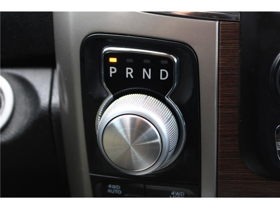 Used 2015 RAM 1500 Laramie w/ Convenience Group image 25