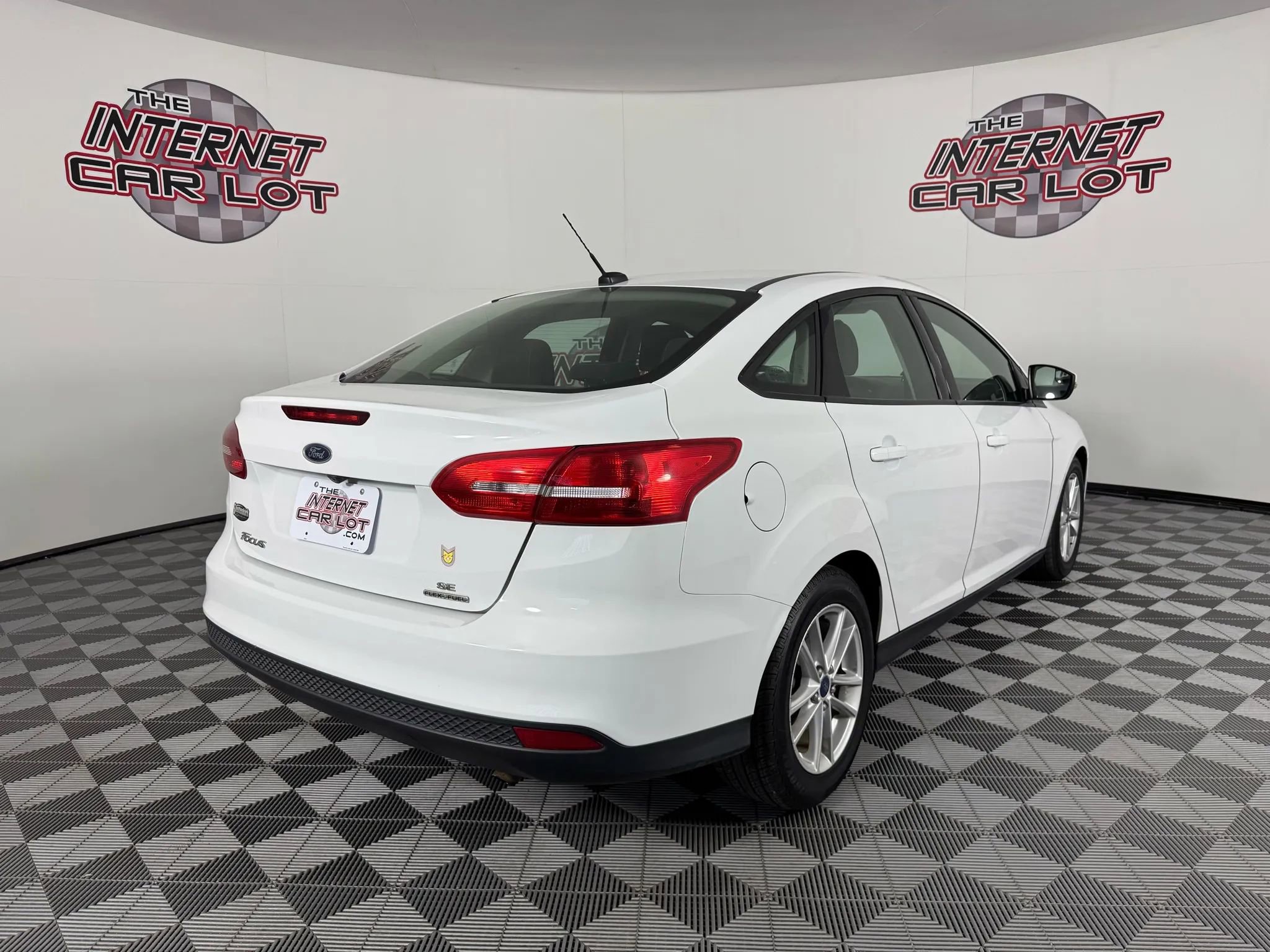 Used 2015 Ford Focus SE image 7